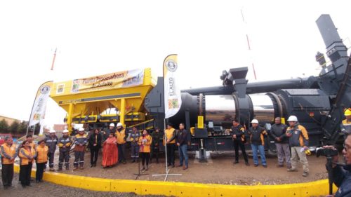 El Alto Bolivia Magnum Max BOMAG MARINI Bolívia Soledad Chapetón